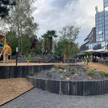 Novotel Poitiers Site Du Futuroscope שאסנוי-דו-פוואטו