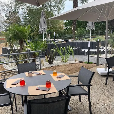 Novotel Poitiers Site Du Futuroscope שאסנוי-דו-פוואטו