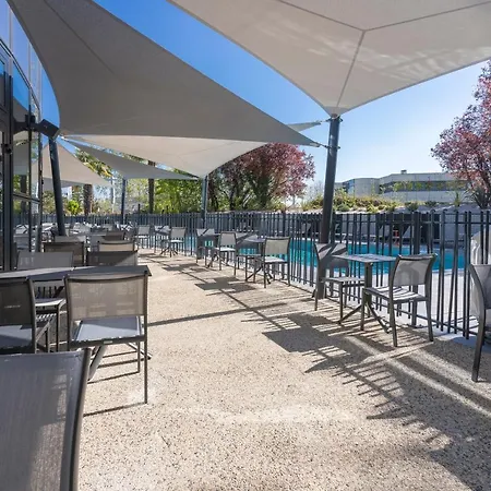 Novotel Poitiers Site Du Futuroscope שאסנוי-דו-פוואטו