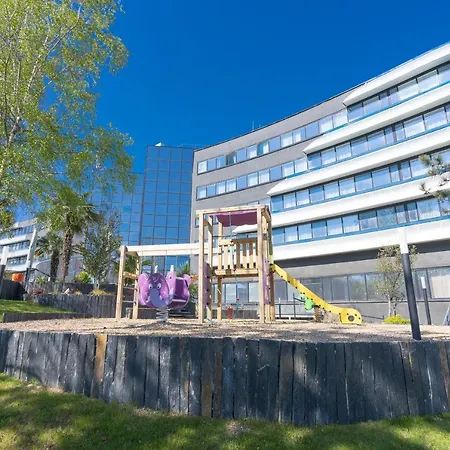 Novotel Poitiers Site Du Futuroscope מלון