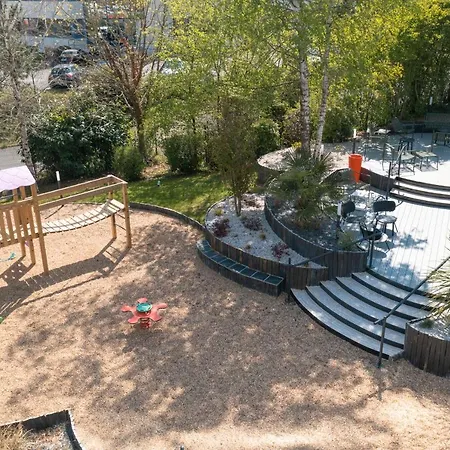 מלון Novotel Poitiers Site Du Futuroscope 4*