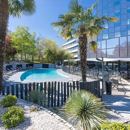 מלון Novotel Poitiers Site Du Futuroscope שאסנוי-דו-פוואטו