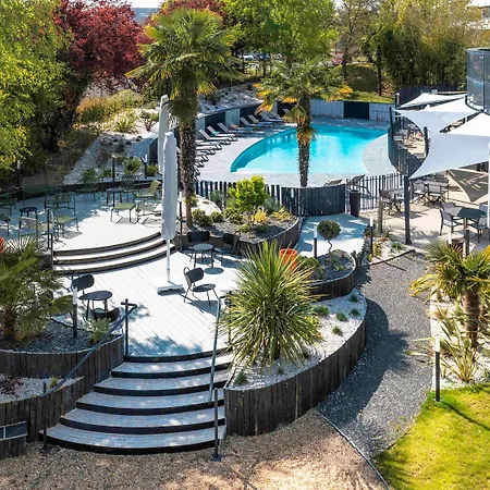 מלון Novotel Poitiers Site Du Futuroscope